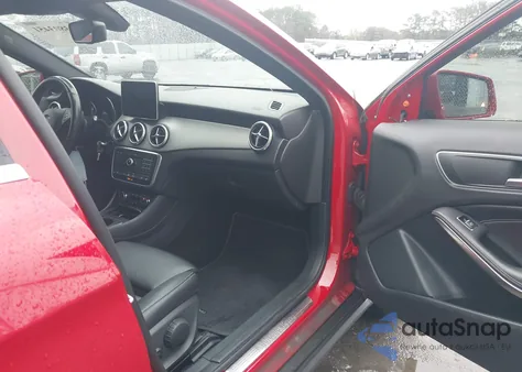 2016 Mercedes-Benz Gla 250 4Matic z USA, uszkodzony, nr VIN WDCTG4GB7GJ245853